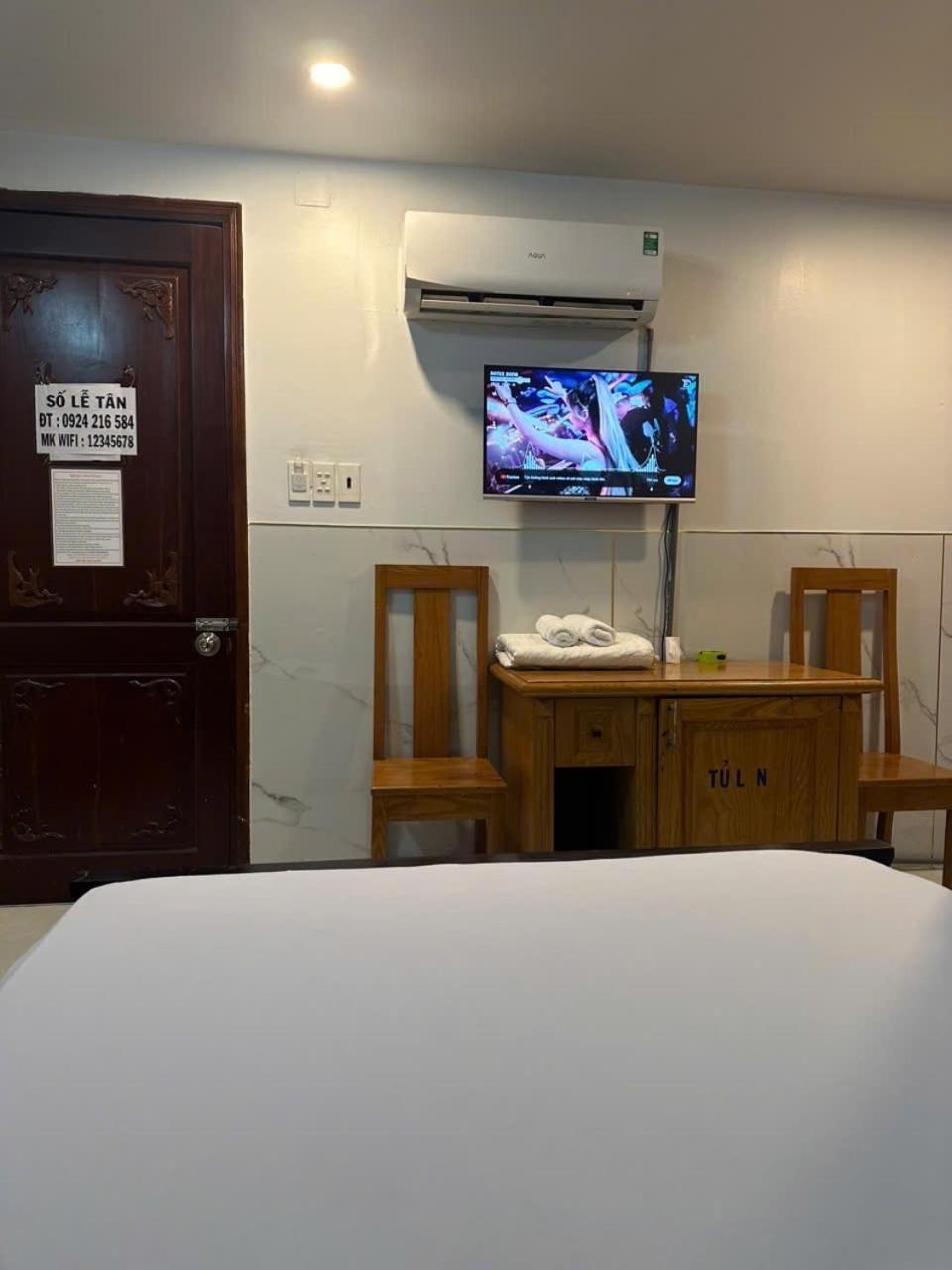 Hotel Anh Phuong II Хошимин Экстерьер фото